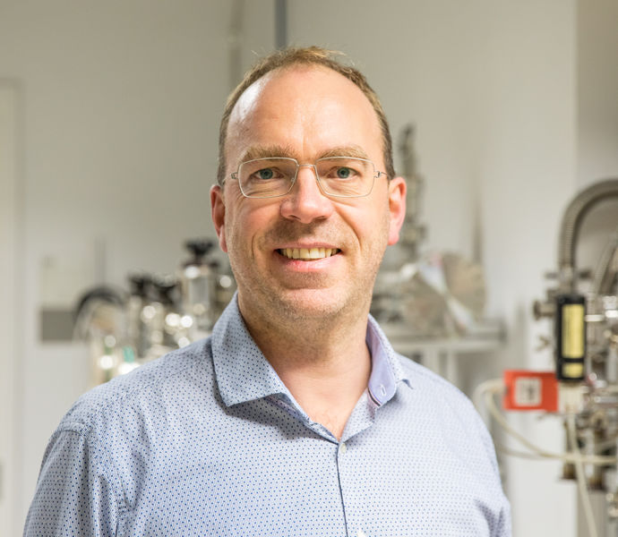 Alt text for Image 1